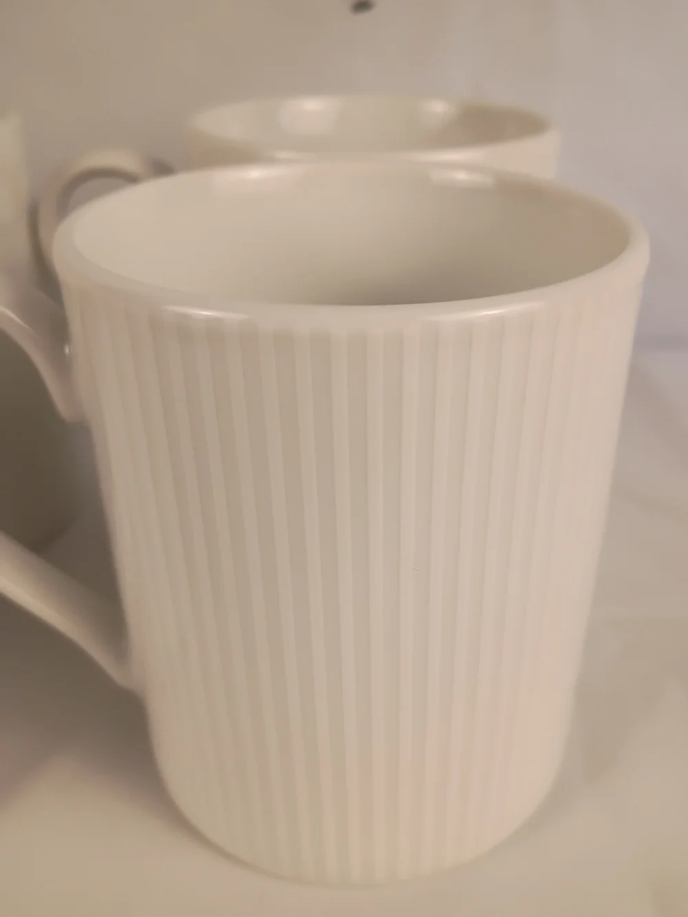 Mikasa Cheers White Porcelain Coffee Mugs Set of 8 Assorted Patterns 12 Oz